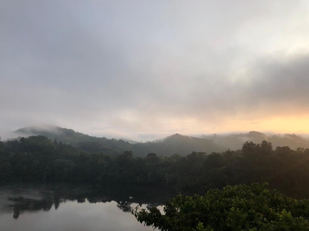 Lake Lyantonde eco campsite original Fort Portal Esterno foto